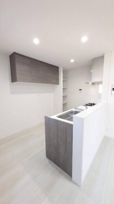 ���{�����s�i�a3���ڂ̐V�z��ˌ��ẴL�b�`��