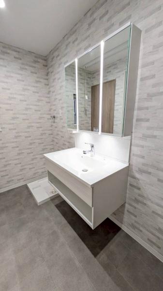 ���{�����s�i�a3���ڂ̐V�z��ˌ��Ă̐��ʑ�E���ʏ�