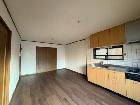 ���{��^�s�O�c��4���ڂ̒��È�ˌ��Ẵ��r���O