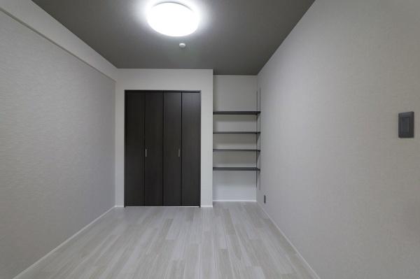 大阪府大阪市東成区深江南2丁目の中古マンションの洋室