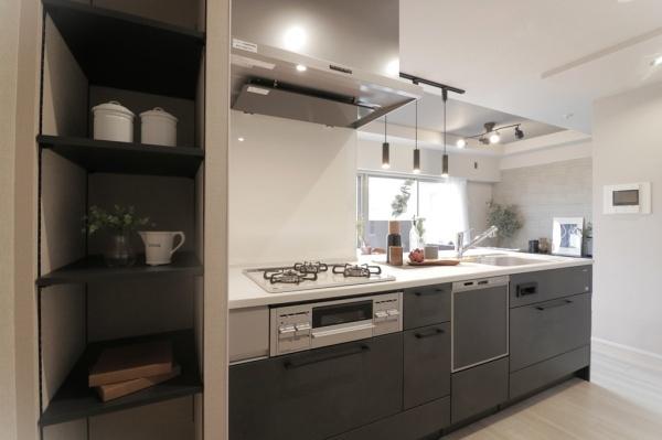 大阪府大阪市東成区深江南2丁目の中古マンションのキッチン