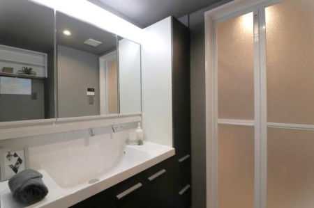 {s[]2ڂ̒Ã}V̐ʑEʏ