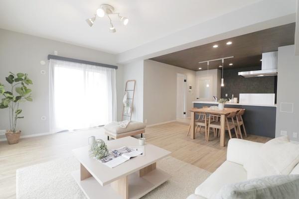 {LsČ2 6-3̒Ã}ṼrO