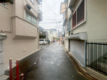 {sl𒬂̒ÈˌĂ̑OʓH܂ތnʐ^