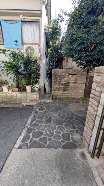 {sP4ڂ̒ÈˌĂ̑OʓH܂ތnʐ^