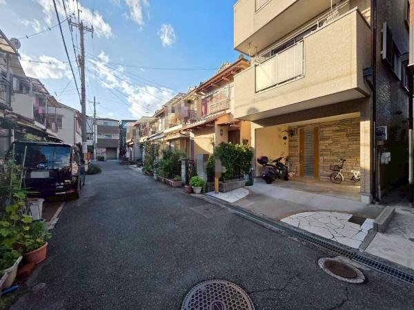 {Qs{h̒ÈˌĂ̑OʓH܂ތnʐ^