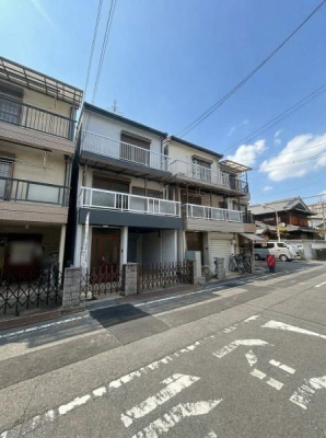 ���{�����s�����Ƃ̒��È�ˌ��Ă̑O�ʓ��H�܂ތ��n�ʐ^