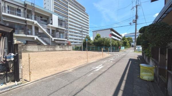 {s1ڂ̐VzˌĂ̑OʓH܂ތnʐ^