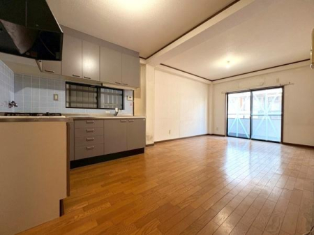 ���{���s���{��搼�c�Ӓ�1���ڂ̒��È�ˌ��Ẵ��r���O