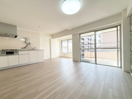 ���{���c�s�]�⒬2���� 3-30�̒��Ã}���V�����̃��r���O