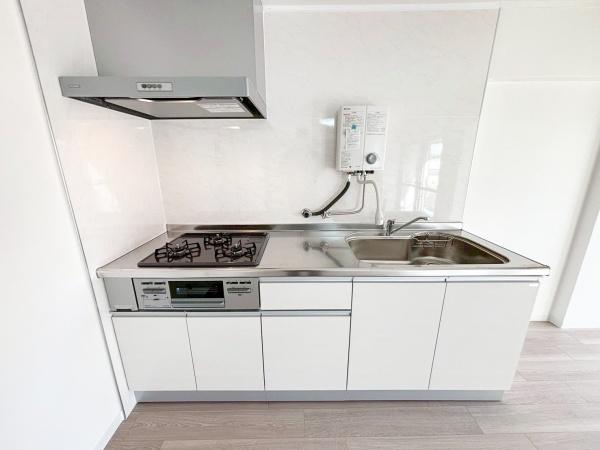 ���{���c�s�]�⒬2���� 3-30�̒��Ã}���V�����̃L�b�`��