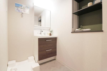 {sV4 1-52̒Ã}V̐ʑEʏ