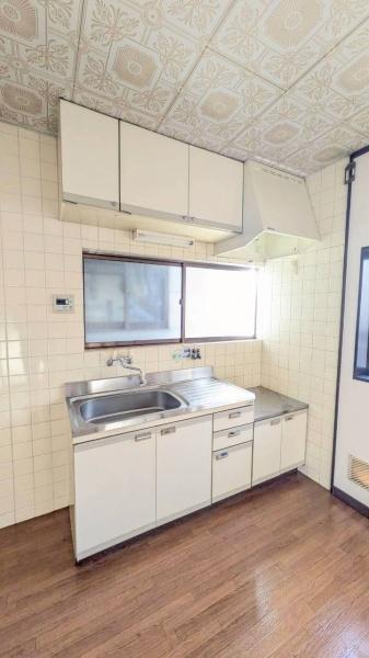 ���{�����s��c��5���ڂ̒��È�ˌ��ẴL�b�`��