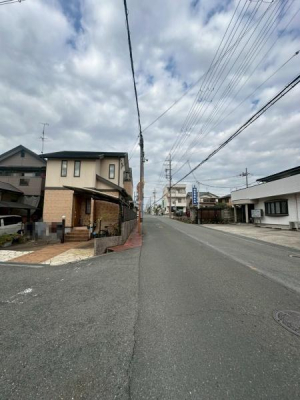 ���{�Q����s�����������̓y�n�̑O�ʓ��H�܂ތ��n�ʐ^