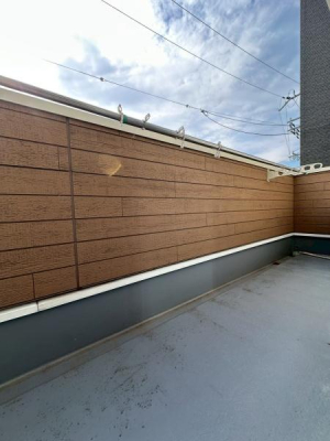 ���{��^�s���n�����̒��È�ˌ��Ẵo���R�j�[