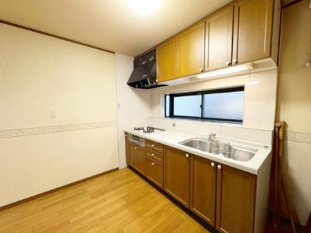 ���{����s�n�꒬3���ڂ̒��È�ˌ��ẴL�b�`��