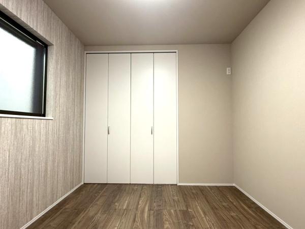 大阪府大阪市平野区背戸口1丁目の新築一戸建ての洋室