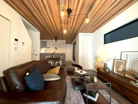 {swˌ1ڂ̐VzˌẴrO