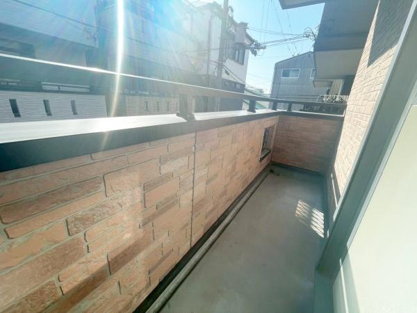 {sOÉ3ڂ̒ÈˌẴoRj[