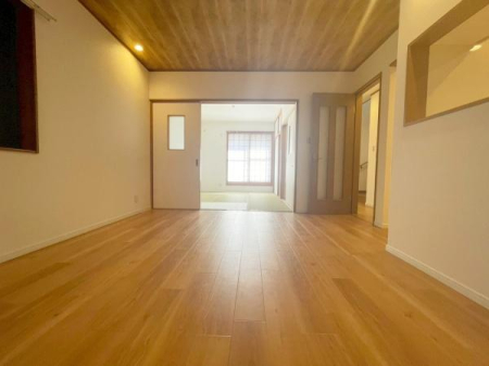 {sOÉ3ڂ̒ÈˌẴrO