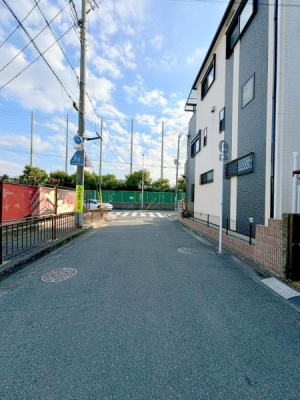 {s̓yn̑OʓH܂ތnʐ^