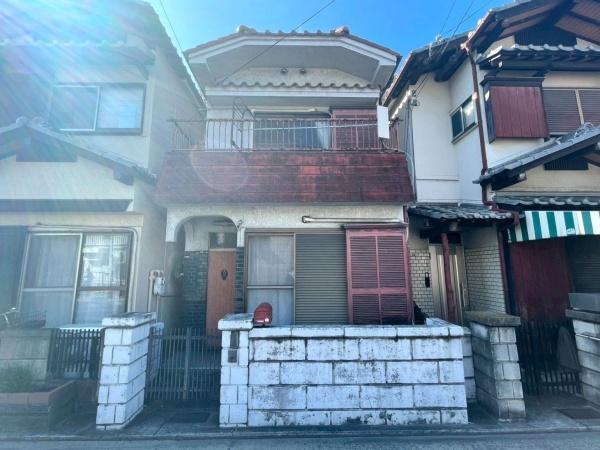 大阪府八尾市天王寺屋3丁目の中古一戸建ての現地外観写真