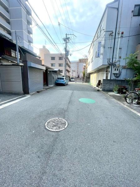 {sZgYS1ڂ̒ÈˌĂ̑OʓH܂ތnʐ^