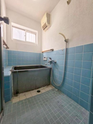 ���{��^�s��Ւ��̒��È�ˌ��Ă̗���