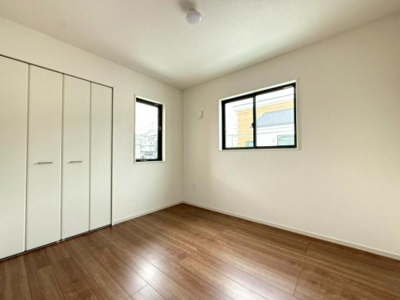 ���{���s�����Z�j��2���ڂ̐V�z��ˌ��Ă̗m��