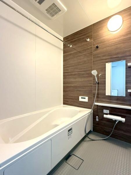 ���{���s�����Z�j��2���ڂ̐V�z��ˌ��Ă̗���