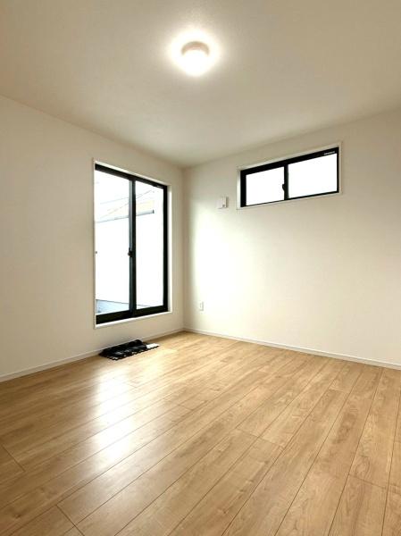 ���{���s�����Z�j��2���ڂ̐V�z��ˌ��Ă̗m��