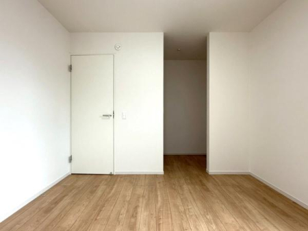 ���{���s�����Z�j��2���ڂ̐V�z��ˌ��Ă̗m��