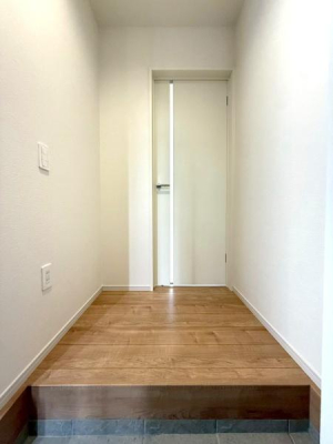 ���{���s�����Z�j��2���ڂ̐V�z��ˌ��Ă̌���