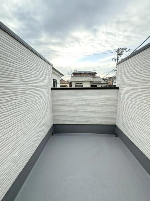 ���{���s�����Z�j��2���ڂ̐V�z��ˌ��Ẵo���R�j�[