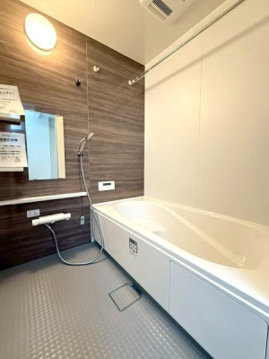 ���{���s�����Z�j��2���ڂ̐V�z��ˌ��Ă̗���