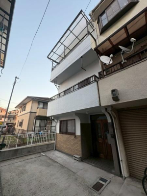 ���{��^�s�]�[���̒��È�ˌ��Ă̂��̑����n