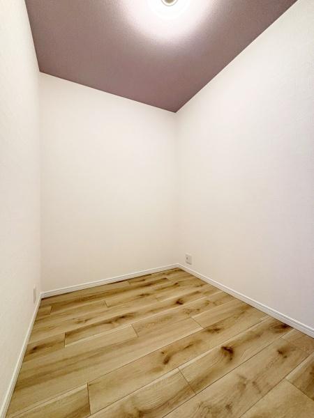 {s搼O3ڂ̒ÈˌĂ̎[