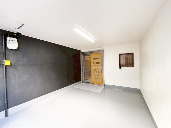 {s搼O3ڂ̒ÈˌĂ̒ԏ