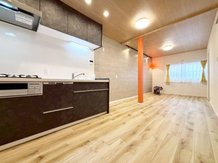 {s搼O3ڂ̒ÈˌẴrO