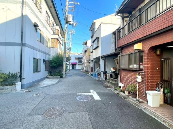 {s͍3ڂ̒ÃeXnEX̑OʓH܂ތnʐ^