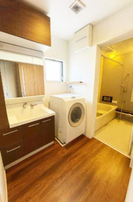 {s2ڂ̒ÈˌĂ̐ʑEʏ