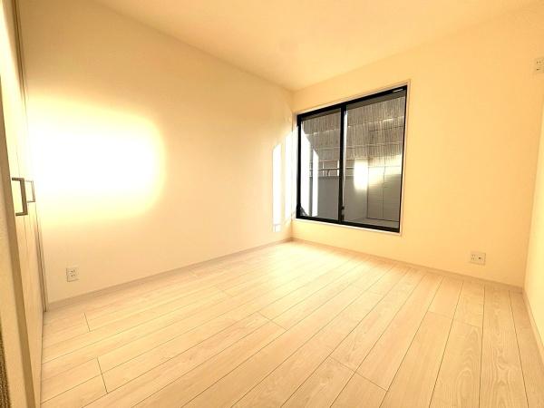 ���{���s����������1���ڂ̐V�z��ˌ��Ă̗m��