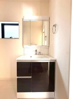 ���{���s����������1���ڂ̐V�z��ˌ��Ă̐��ʑ�E���ʏ�