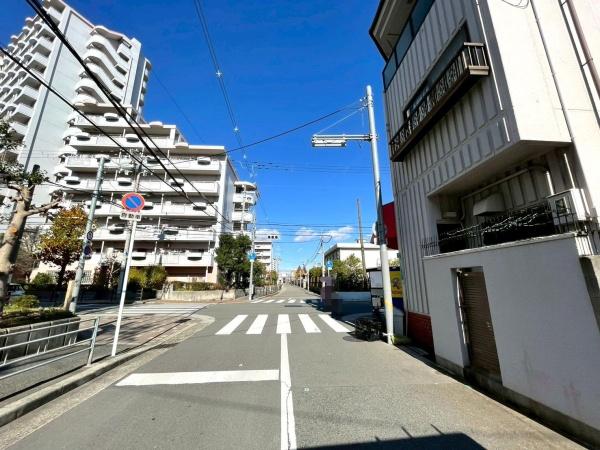 {sA3ڂ̓yn̑OʓH܂ތnʐ^