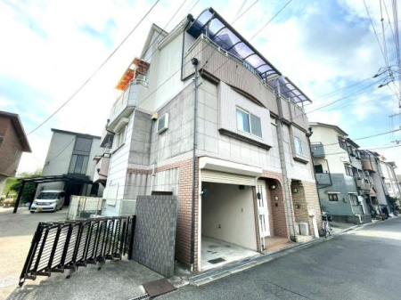 ���{���s�����Z�j7���ڂ̒��È�ˌ��Ă̒��ԏ�