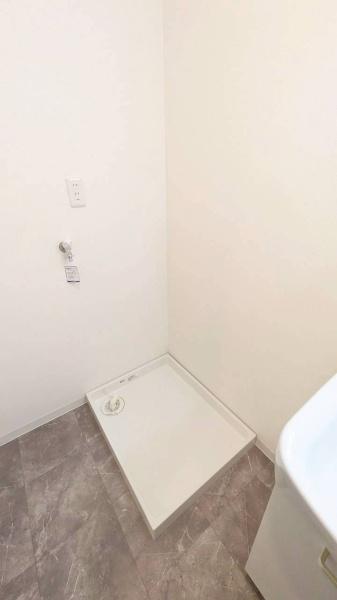 ���{�����s�F��5���ڂ̒��Ã}���V�����̐��ʑ�E���ʏ�