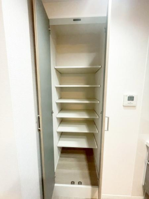 ���{���s�����쒆��2���� 2-3�̒��Ã}���V�����̎��[