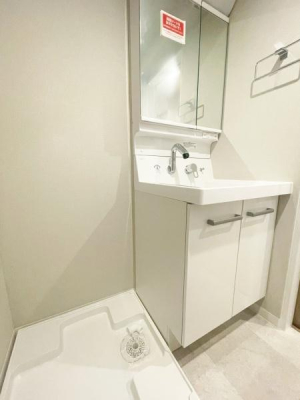 ���{���s�����쒆��2���� 2-3�̒��Ã}���V�����̐��ʑ�E���ʏ�