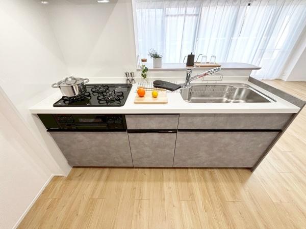 ���{�L���s�����R4���� 3-36�̒��Ã}���V�����̃L�b�`��