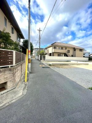 {sZgZc4ڂ̐VzˌĂ̑OʓH܂ތnʐ^